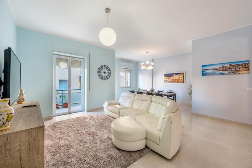 Casa Bella - 3 Baths - Walk to Ortigia Apartment Syracuse Bagian luar foto