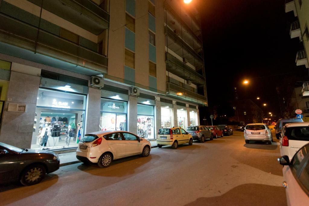 Casa Bella - 3 Baths - Walk to Ortigia Apartment Syracuse Bagian luar foto