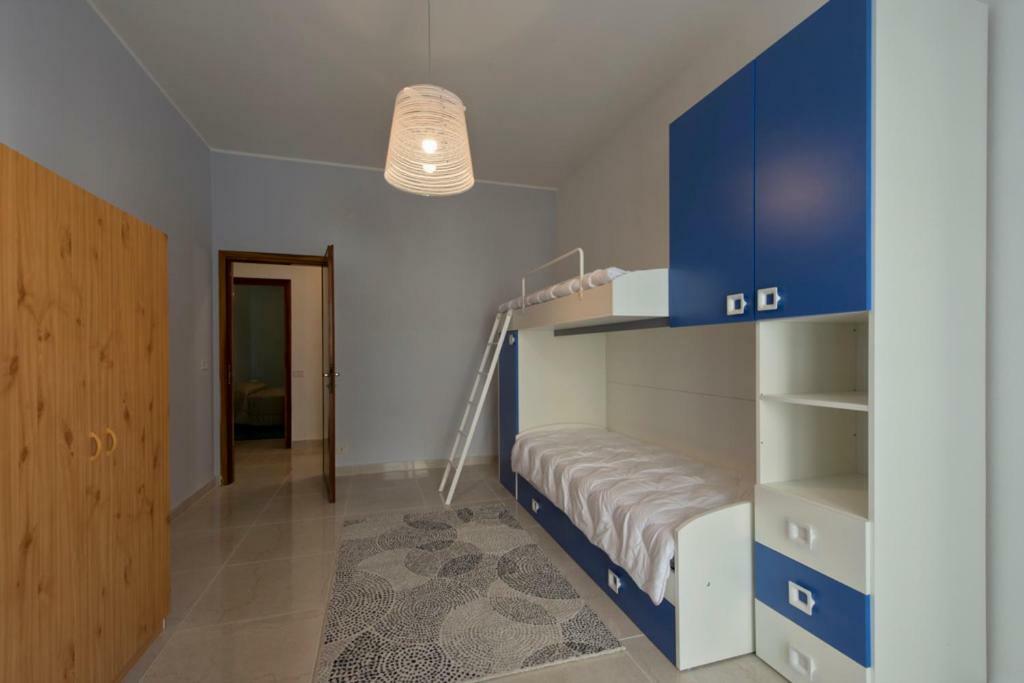 Casa Bella - 3 Baths - Walk to Ortigia Apartment Syracuse Bagian luar foto